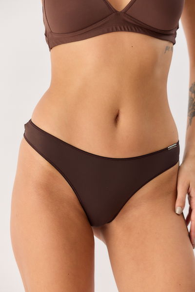 Bombacha colaless 211-77 Chocolate Amanda Sweet Lady