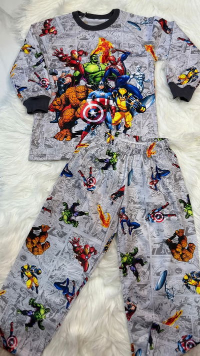 Pijama remera manga larga y pantalon Sanrio