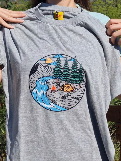 Remeras montañeras Gris