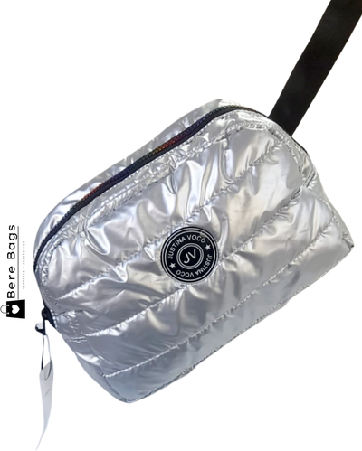 Riñonera plateada puffer Justina Vocco