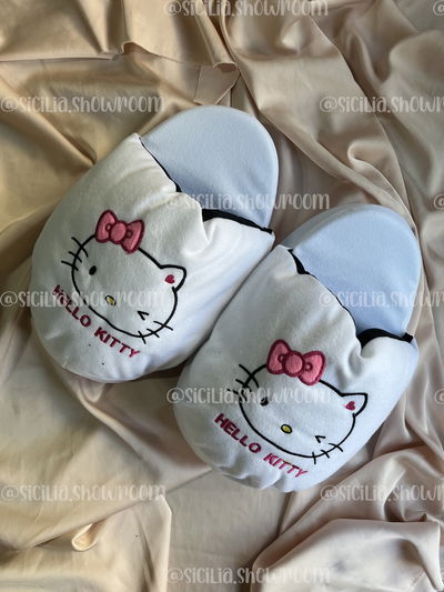 PANTUFLAS HELLO KITTY