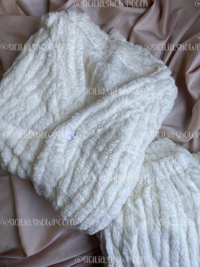 PIJAMA POLAR EMILY CREMA
