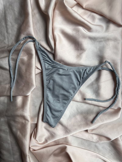 BOMBACHA BRILLOS PLATA T.90