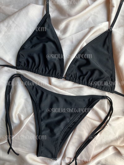 BIKINI SALOME SEMI VEDETINA NEGRA