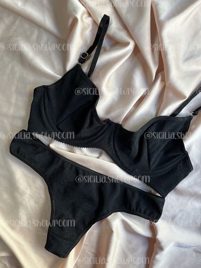 CONJUNTO CANELA NEGRO