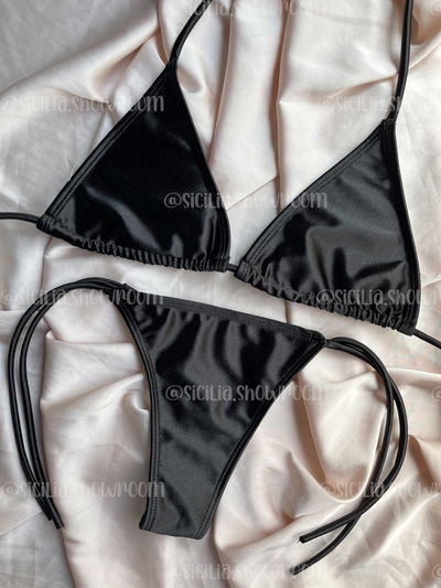 BIKINI LAURA NEGRA METALIZADA