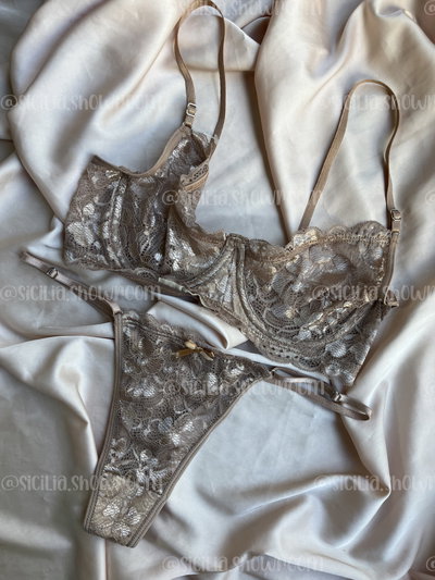 CONJUNTO FLAVIA AVELLANA