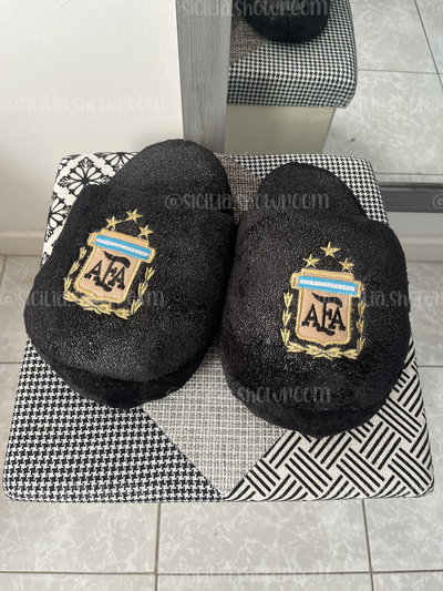 PANTUFLAS AFA NEGRAS BRILLOS