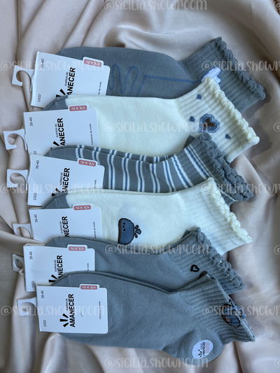 3 PARES DE MEDIAS BALLENA