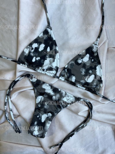 BIKINI MANCHAS BLANCAS