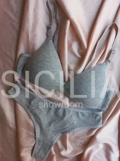 CONJUNTO LUCREZIA GRIS 