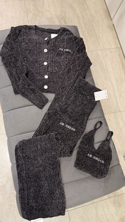 CONJUNTO IMPORTADO JORDAN 