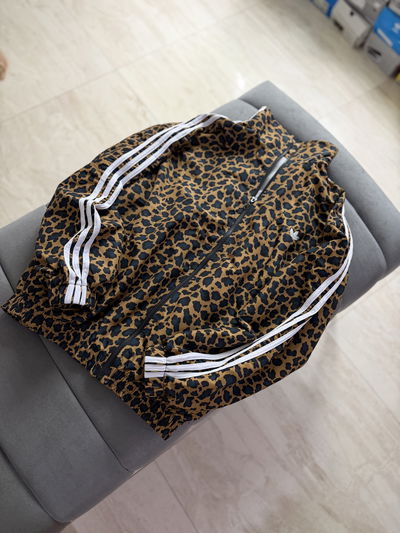 CAMPERA PRINT PREVENTA 