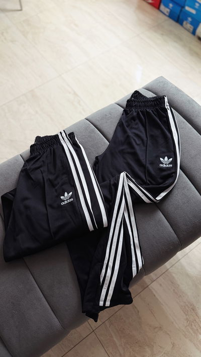 PANTALÓN ADIDAS ANCHO