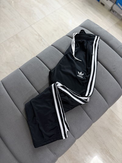 PANTALÓN SST ADIDAS NUEVA TEMPORADA UNISEX 