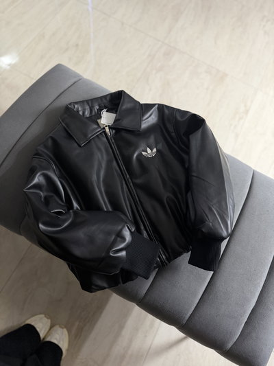 CAMPERA ADI IMPORTADA 