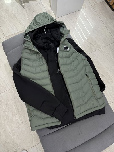 CAMPERA TECH MÁS CHALECO NIKE
