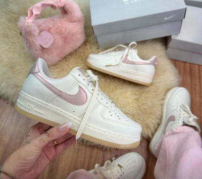 NIKE AF 1
