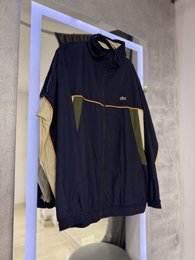 CAMPERA LACOSTE RETRO ROMPEVIENTO