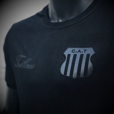 REMERA TALLERES