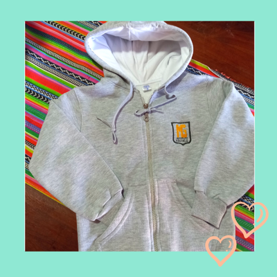 Campera gris frizada- escudo bordado niños