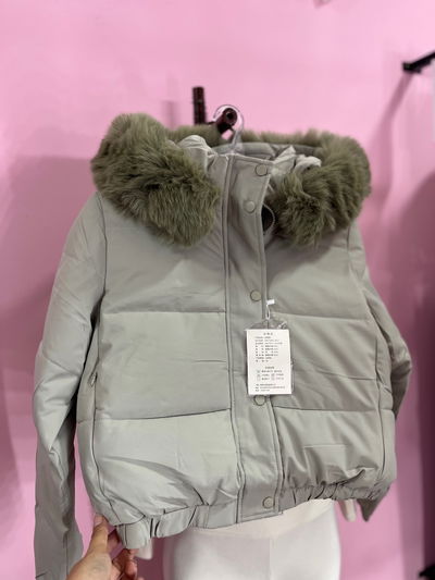 CAMPERA IMPORTADA GRIS
