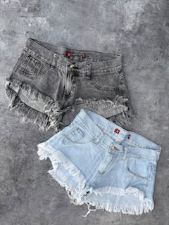 SHORTS TIRO BAJO RÍGIDOS 