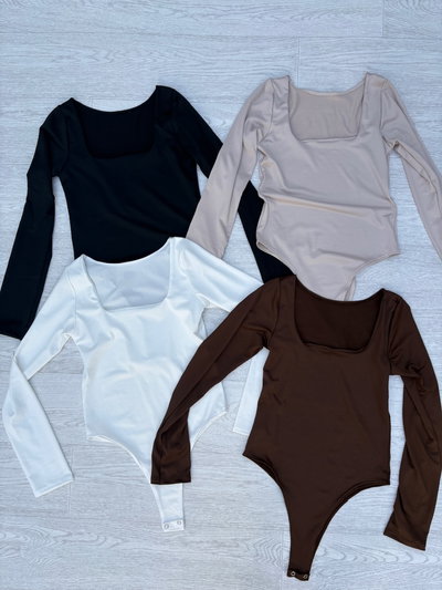 BODY ESCOTE CUADRADO