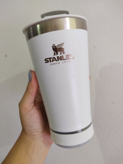 Vaso con Parlante con abridor símil Stanley 