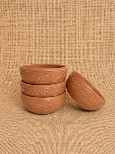 Cazuela marron talladas
