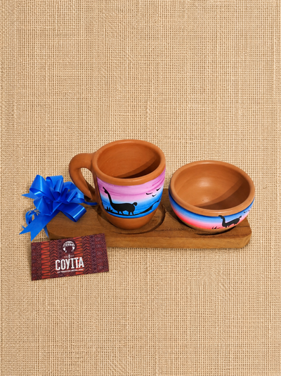 Set de taza de barro pintada + cuenco de barro + tabla de madera