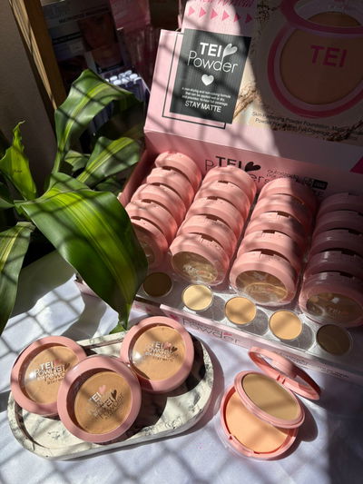 Polvo compacto con espejo y esponja | tei