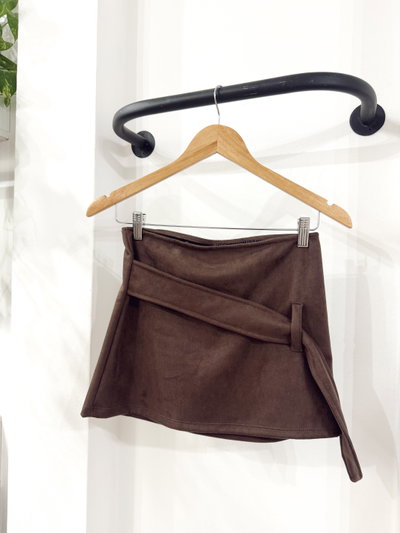Pollera gamuza (con short)