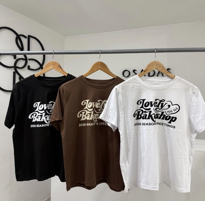 Remera LOVELY