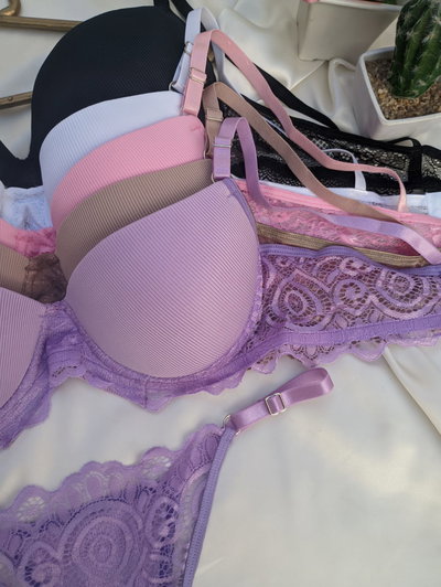 Ana (cinco variantes)