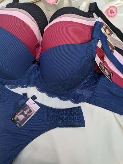 Erika (seies variantes) 