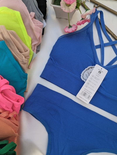 Lia (diez variantes)