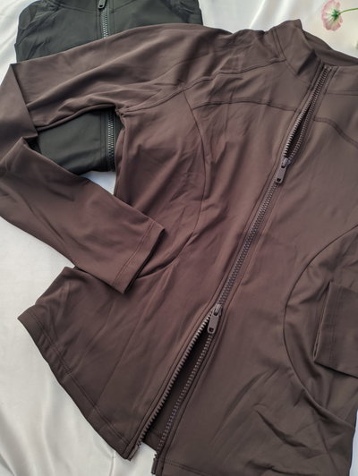 Campera deportiva suplex (dos variantes)