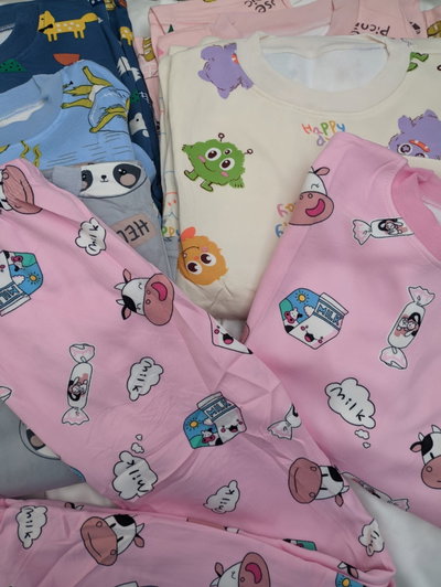 Pijama dos piezas niño/a (seis variantes)