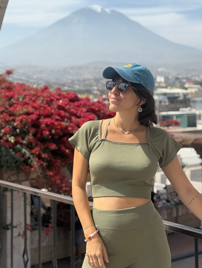Top/remera deportiva (cuatro variantes)