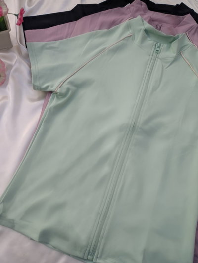 Remera top  (tres variantes)