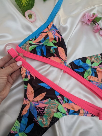 Bikini flores