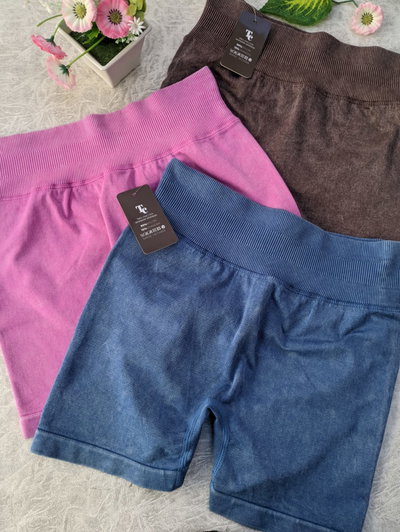 Art. 903- Short seamless con frunce (tres variantes)