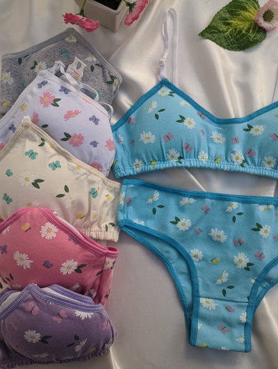 Conjunto de niña (seis variantes)