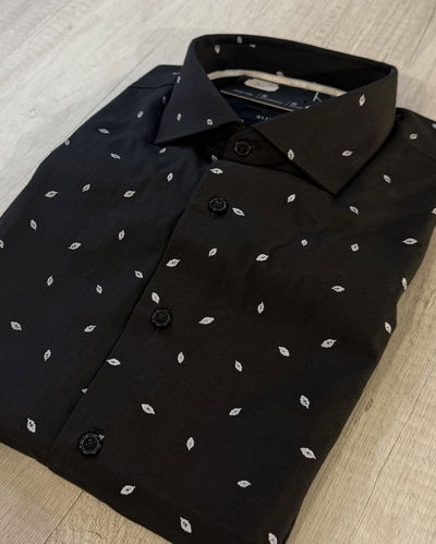 Camisa algodón negra detalles en blanco