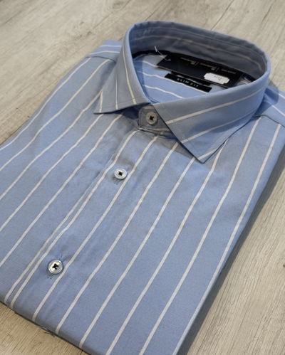 Camisa algodón celeste rayas blancas 
