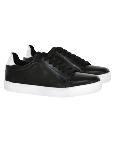 Zapas Conrad negras con blanco 