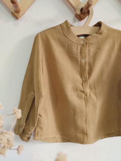 Camisa  Cuello Maho Avellana