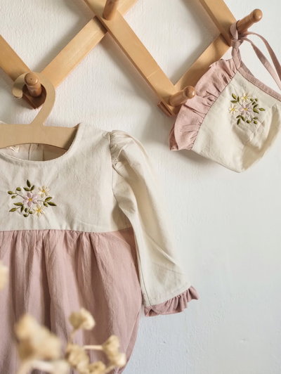 Combo Princesa Rosa Viejo Bombachudo ,Capota  y Babero