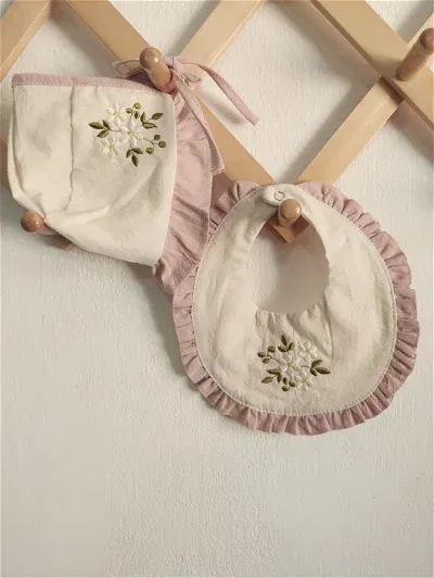 Capota y Babero Princesa Rosa Viejo